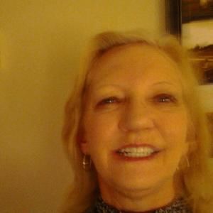 Meet your Posher, Debbie